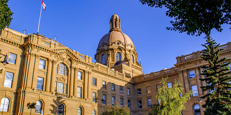 Alberta’s finances—back to the ’90s?
