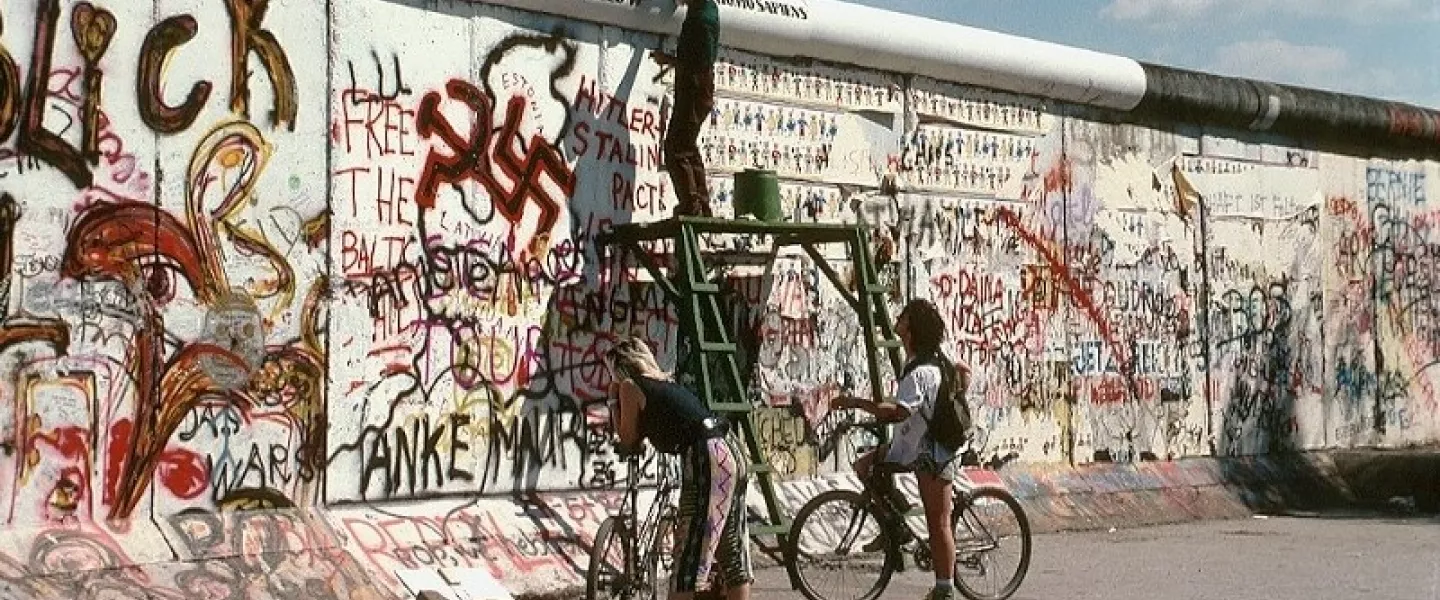 berlin-wall.jpg